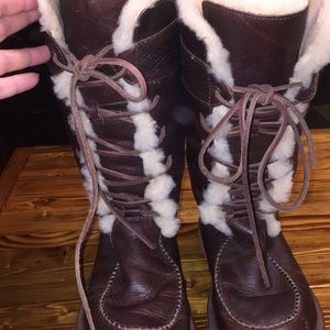 UGG Tularosa  Aztec boots